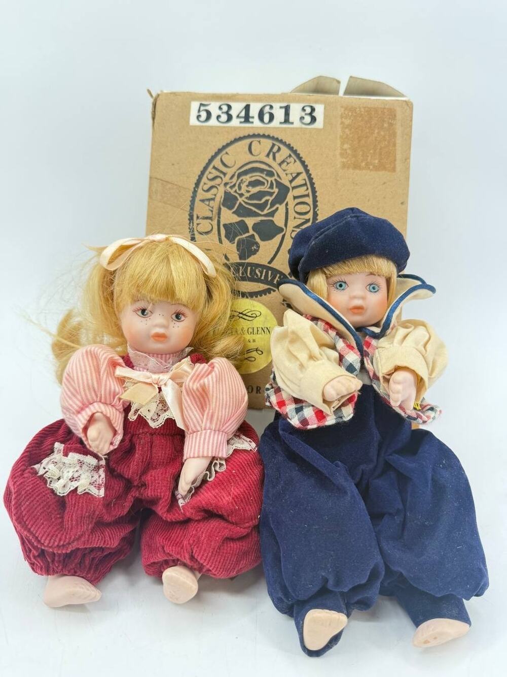 Classic Creations Greta & Glenn Porcelain Doll Set Handcrafted 671 A B Box
